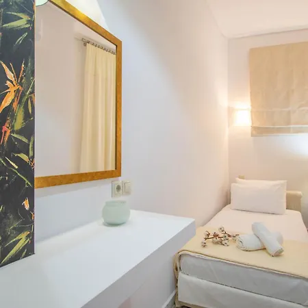 Harbour With Free Gym Services By 